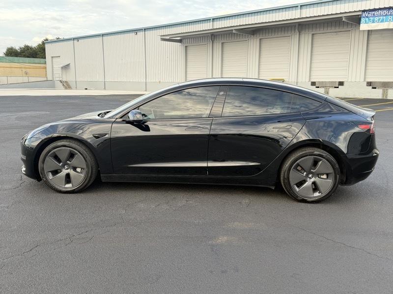 Tesla Model 3  2023