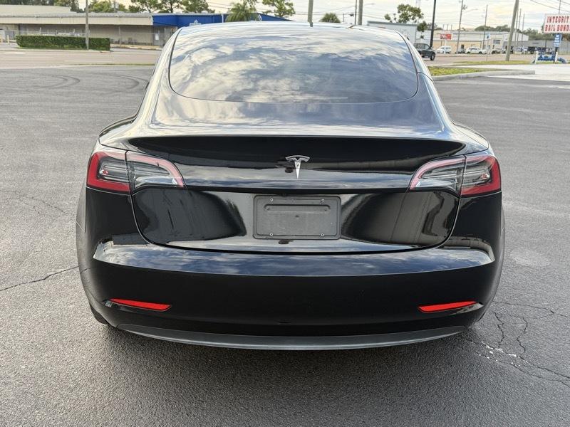 Tesla Model 3  2023