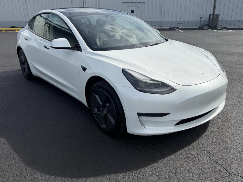 Tesla Model 3  2023