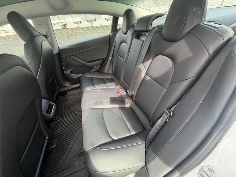 Tesla Model 3  2023