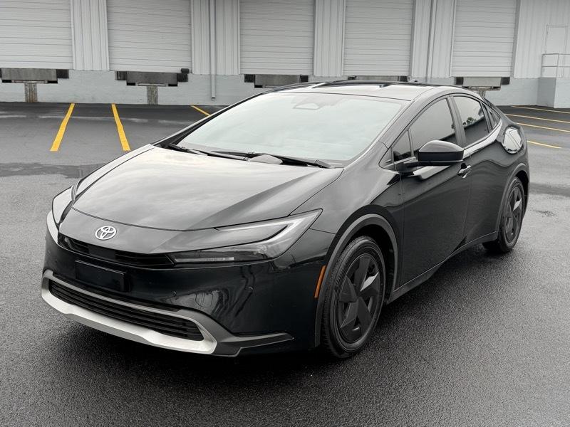Toyota Prius Plug-In Hybrid SE 2026