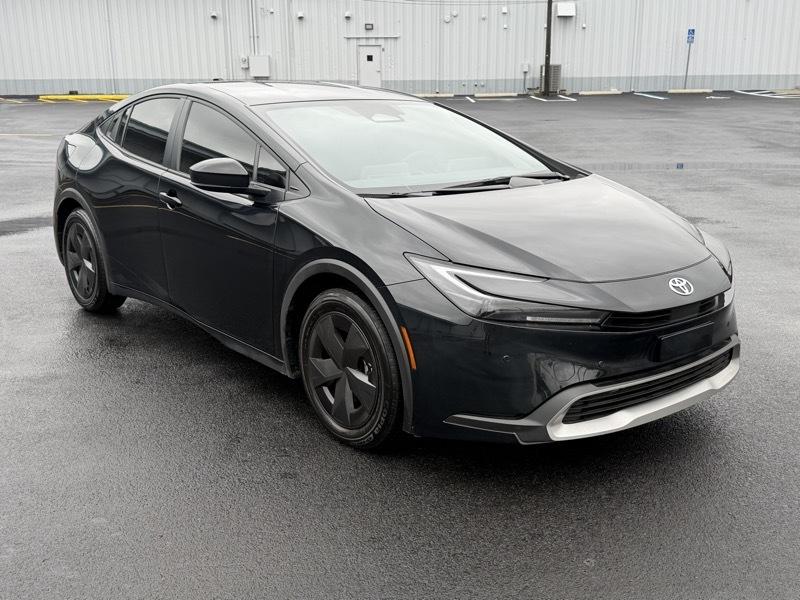 Toyota Prius Plug-In Hybrid SE 2026