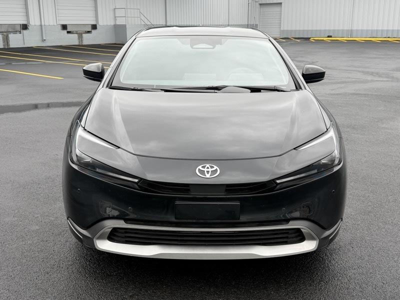 Toyota Prius Plug-In Hybrid SE 2026