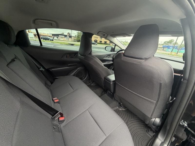 Toyota Prius Plug-In Hybrid SE 2026