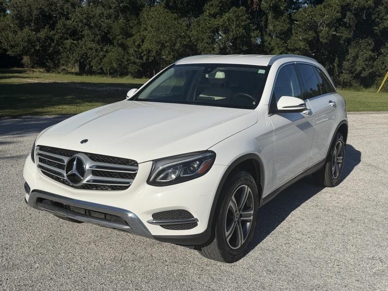 Mercedes-Benz GLC-Class GLC300 2019