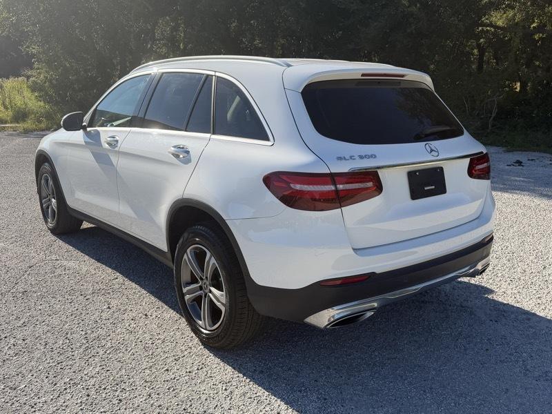 Mercedes-Benz GLC-Class GLC300 2019