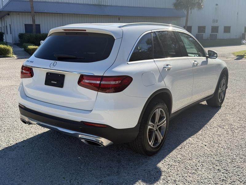 Mercedes-Benz GLC-Class GLC300 2019