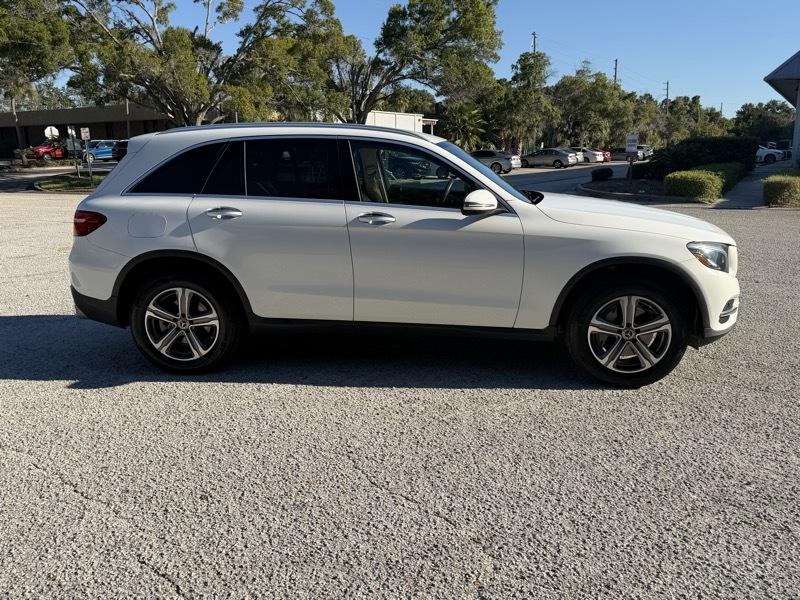 Mercedes-Benz GLC-Class GLC300 2019