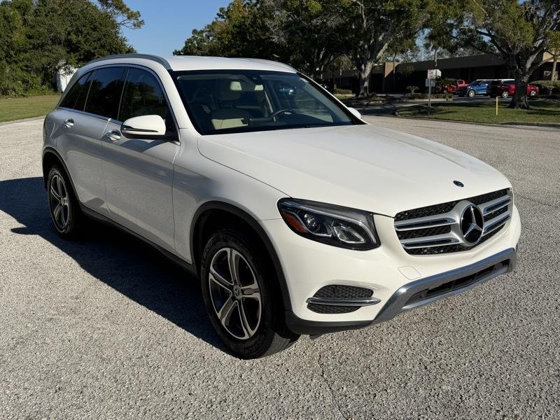 Mercedes-Benz GLC-Class GLC300 2019