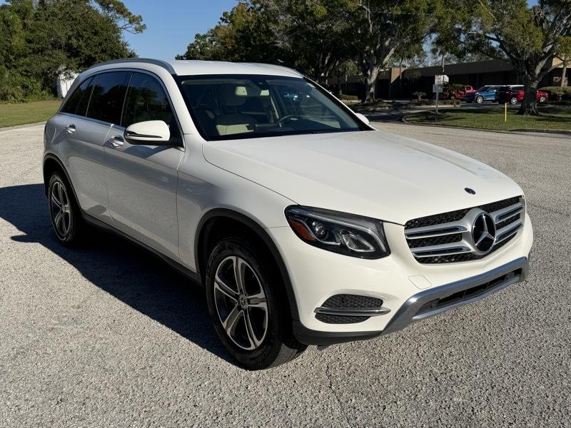 Mercedes-Benz GLC-Class GLC300 2019