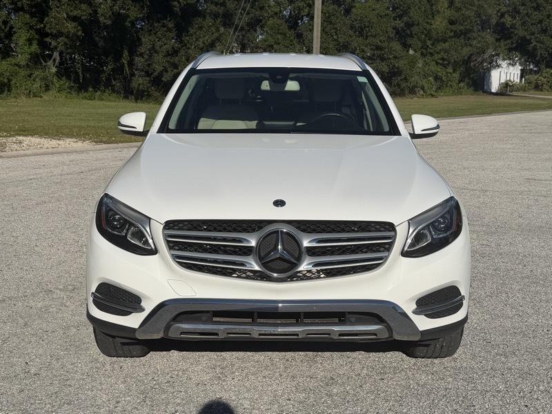 Mercedes-Benz GLC-Class GLC300 2019