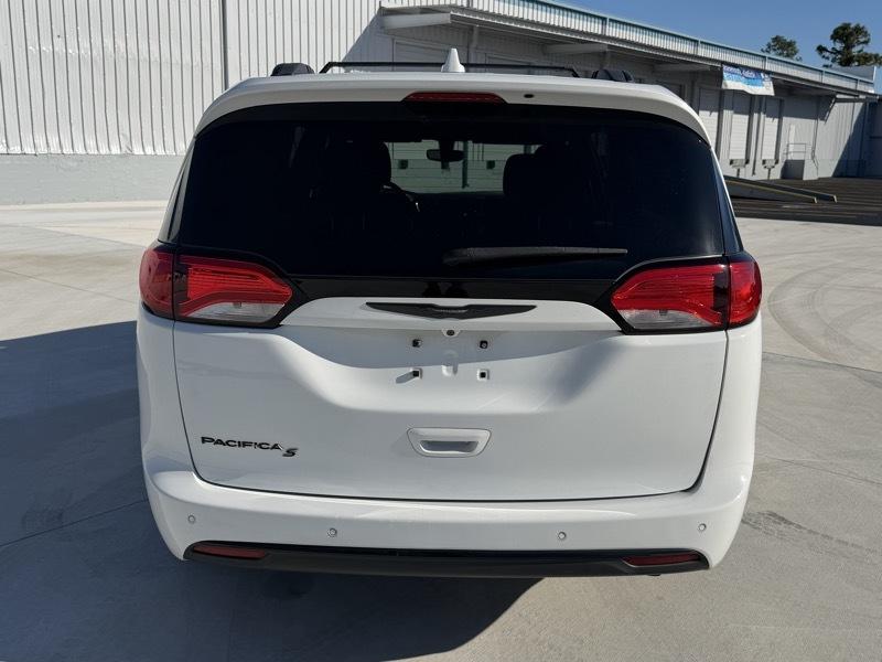 Chrysler Pacifica Touring Plus 2019