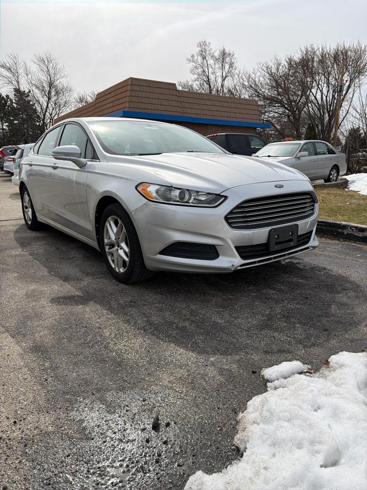 Ford Fusion 4dr Sdn SE FWD 2013