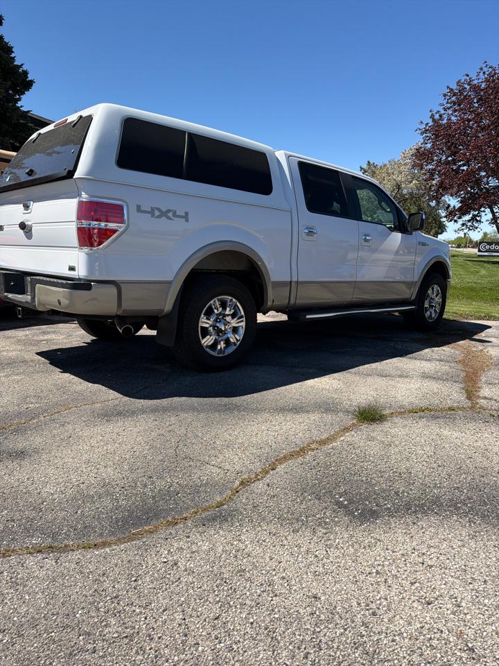 Ford F-150 4WD SuperCrew 145" Lariat 2010