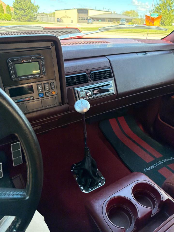 Chevrolet C/K 1500 Ext Cab 141.5" WB 1992