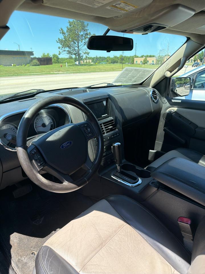 Ford Explorer Sport Trac 4WD 4dr V8 Limited 2007