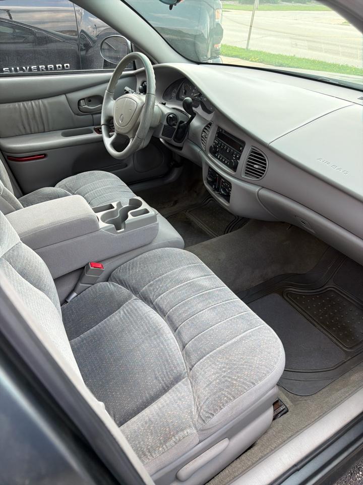 Buick Century 4dr Sdn Custom 2004