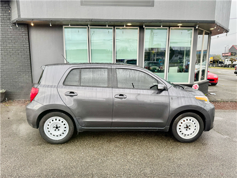 2012 Scion xD 5-Door Hatchback 4-Spd AT