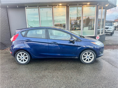 2016 Ford Fiesta SE Hatchback