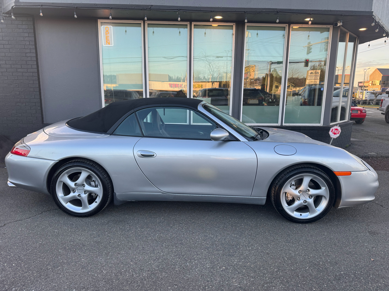 2003 Porsche 911 Carrera's photo