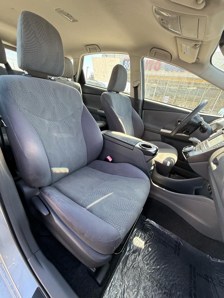 Toyota Prius V Two 2012