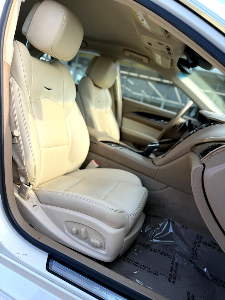 2014 Cadillac CTS Luxury photo 16