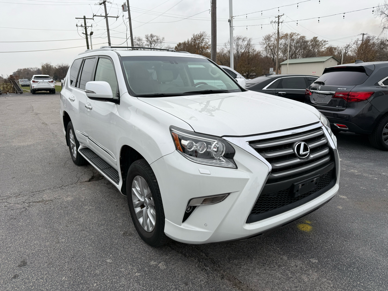 2016 Lexus GX Base's photo
