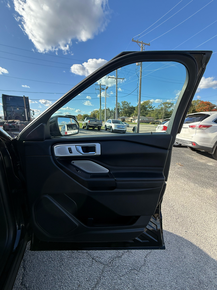 Ford Explorer Platinum AWD 2020 Ford Explorer Platinum AWD 2020