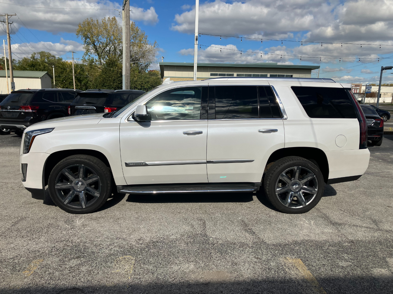 Cadillac Escalade Luxury 4WD 2016 Cadillac Escalade Luxury 4WD 2016