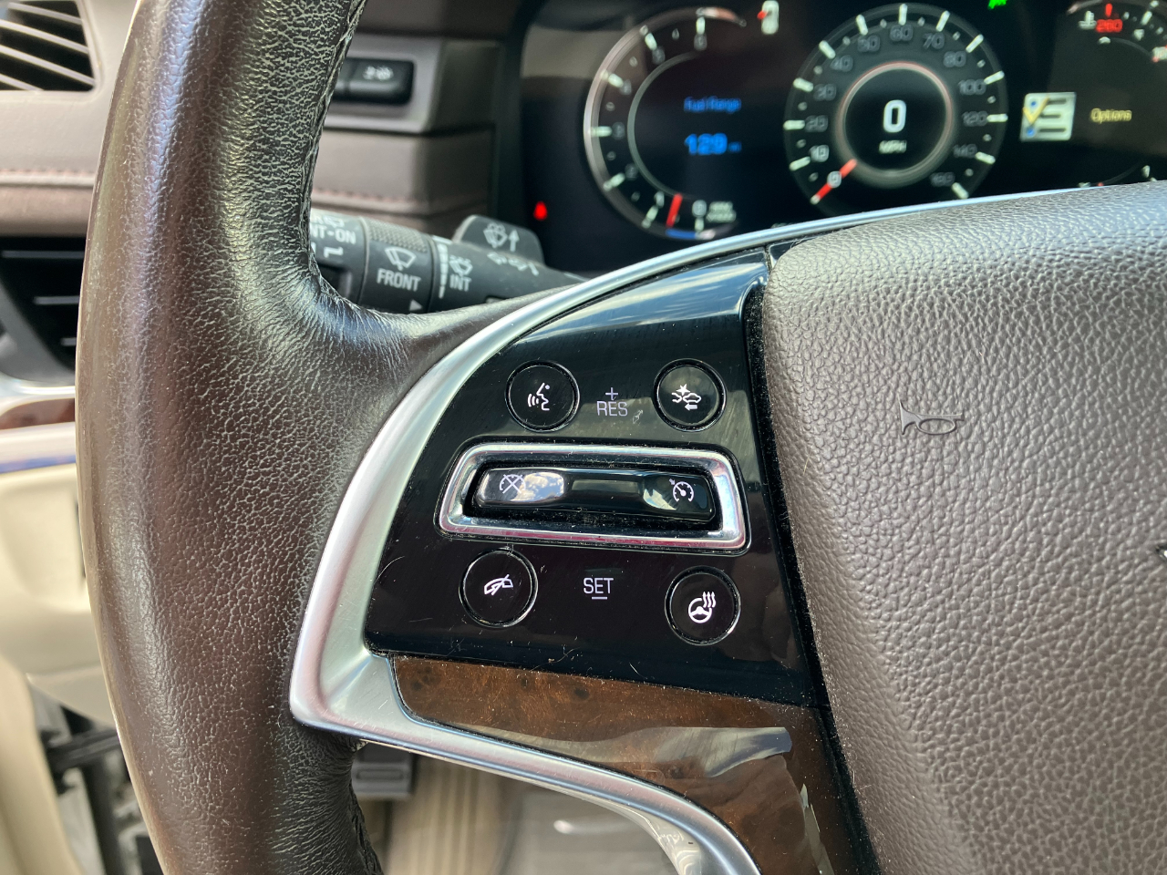 Cadillac Escalade Luxury 4WD 2016 Cadillac Escalade Luxury 4WD 2016