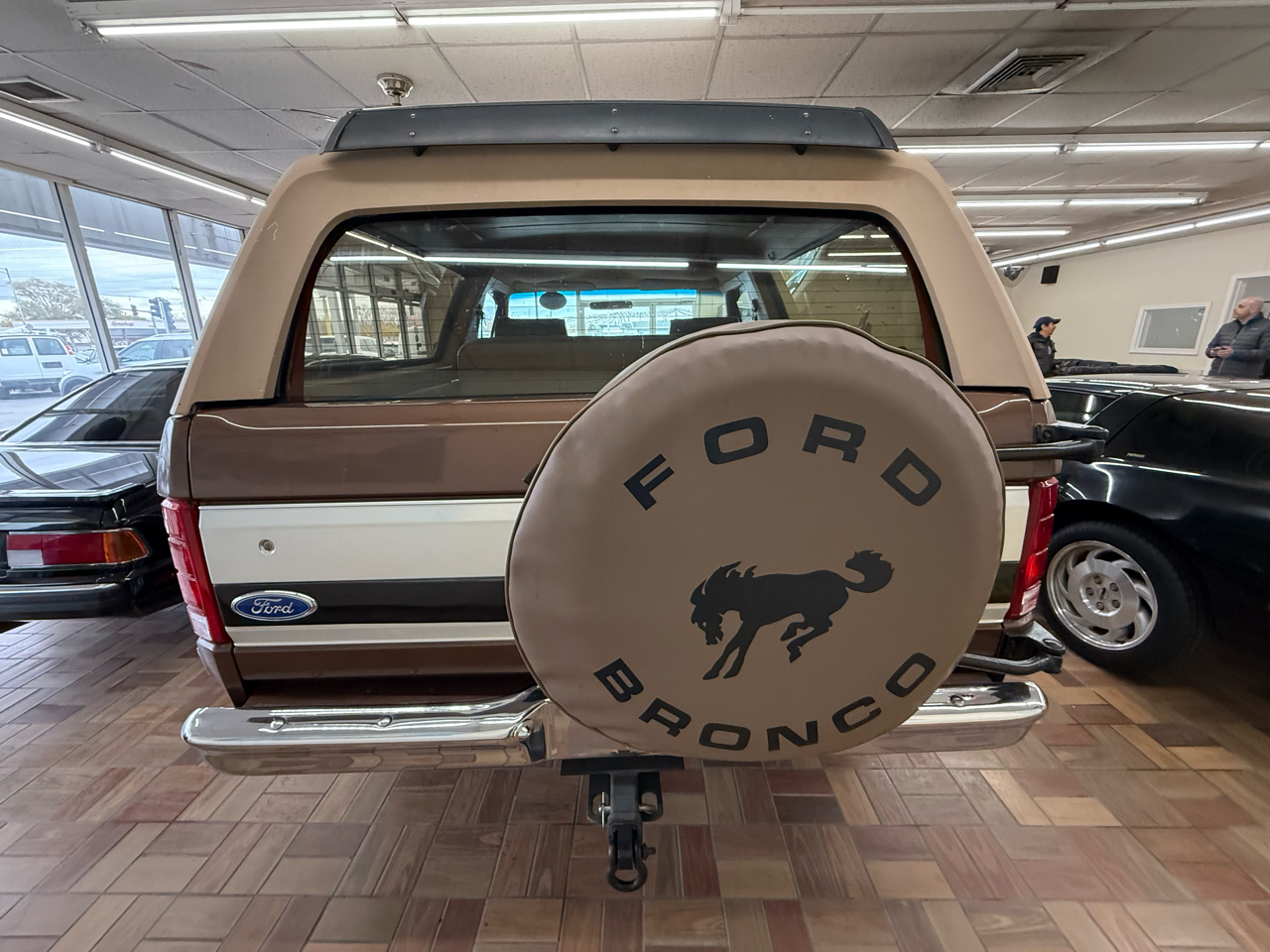 Ford Bronco 4WD 1984