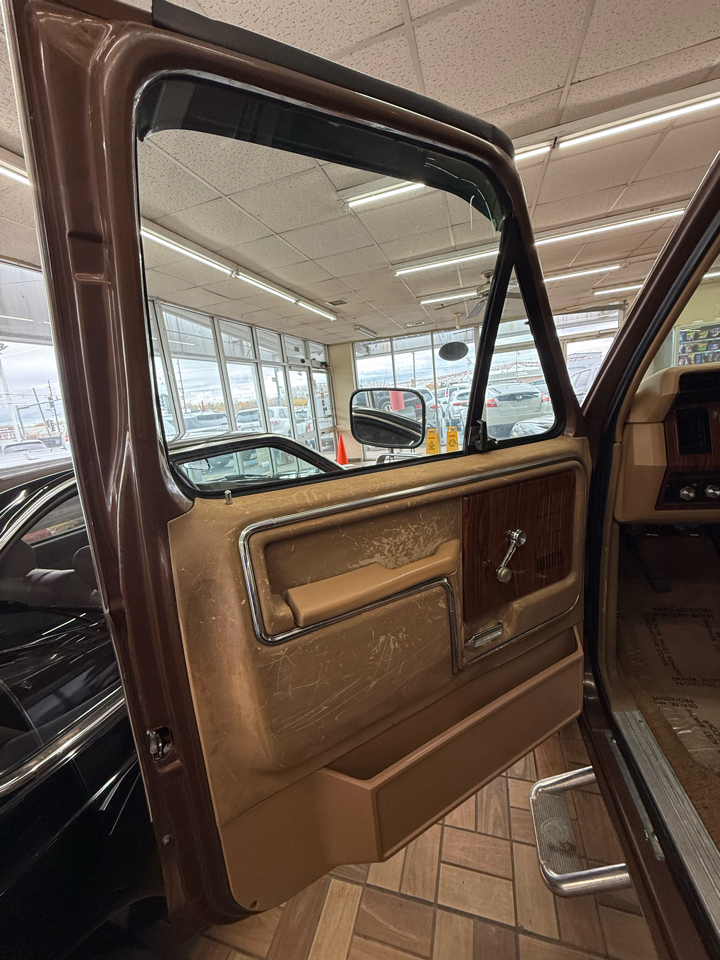 Ford Bronco 4WD 1984