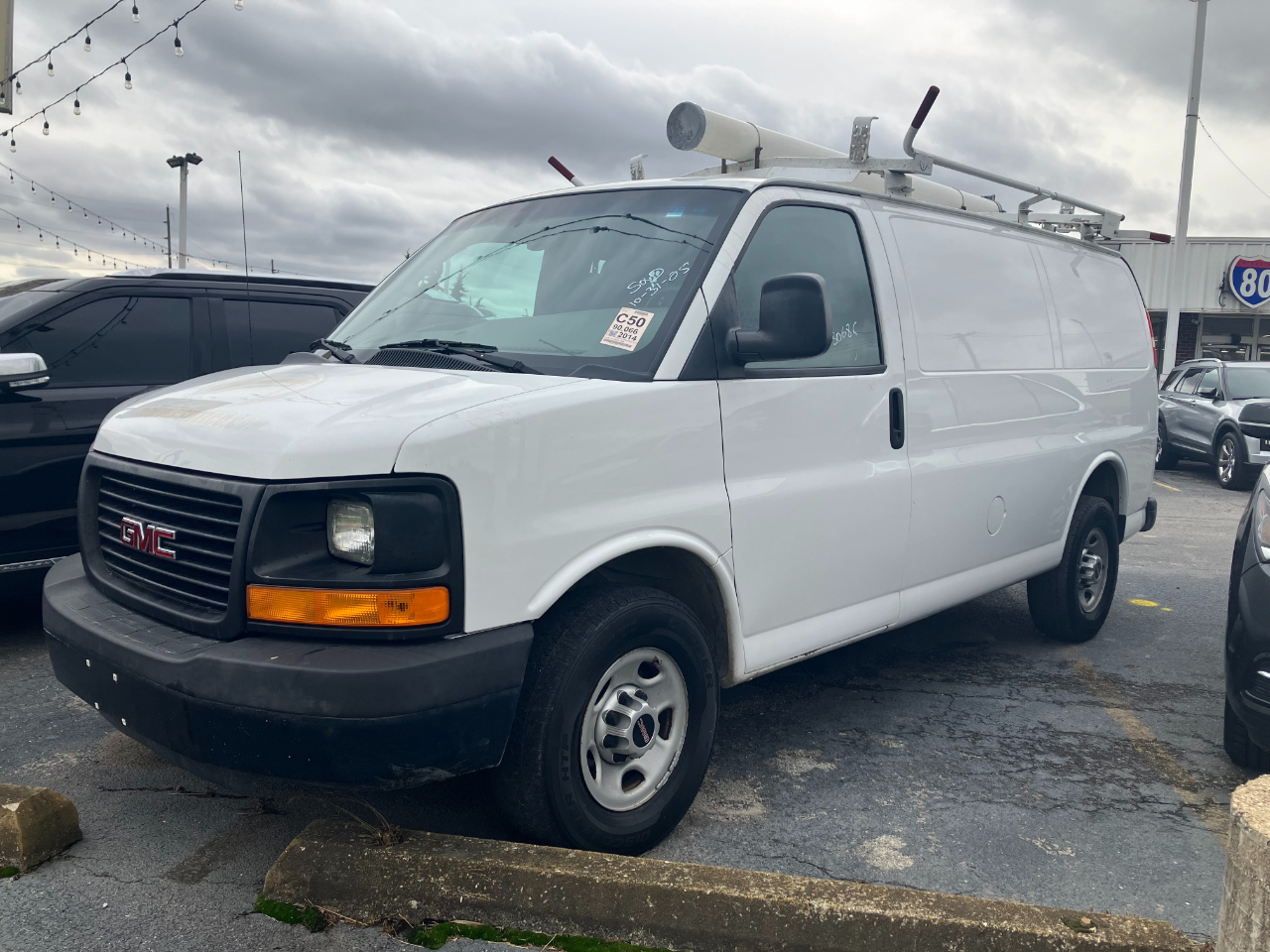 2014 Gmc Savana 2500 Cargo photo 2