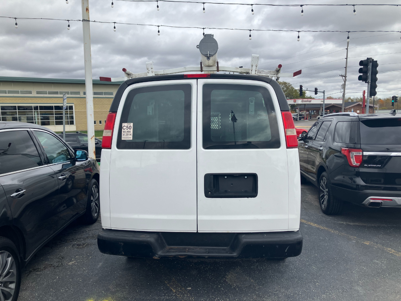 2014 Gmc Savana 2500 Cargo photo 3