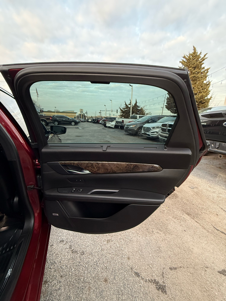 Cadillac CT6 3.6L Luxury AWD 2017