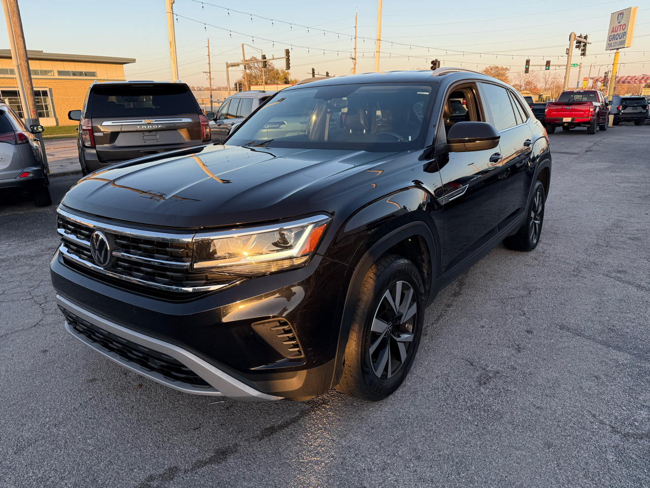 2020 Volkswagen Atlas Cross Sport SE photo 3