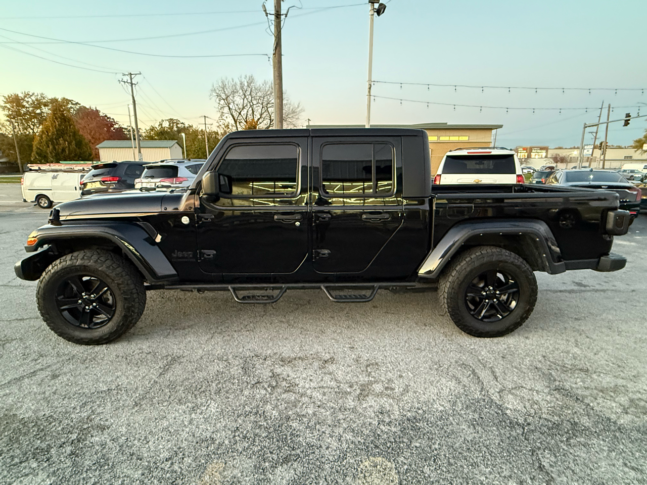 2021 Jeep Gladiator Sport photo 3