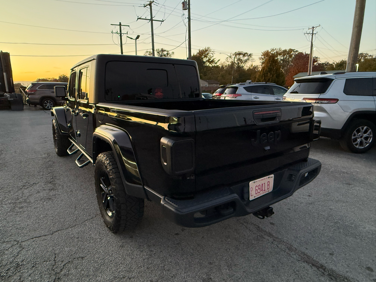 2021 Jeep Gladiator Sport photo 4