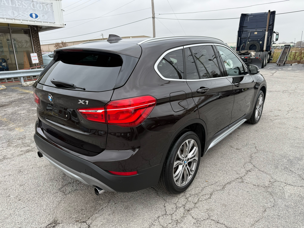 2017 Bmw X1 XDrive28i photo 4