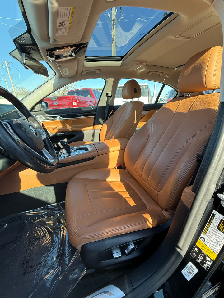 BMW 7-Series 740i xDrive 2018