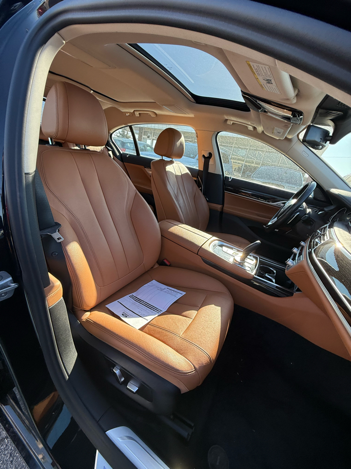 BMW 7-Series 740i xDrive 2018