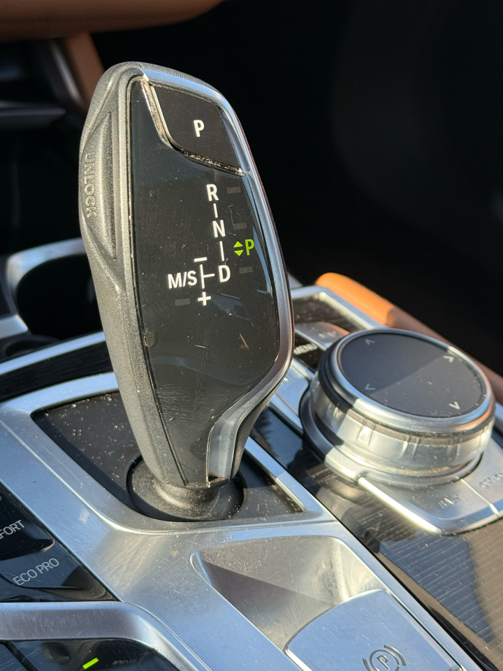 BMW 7-Series 740i xDrive 2018