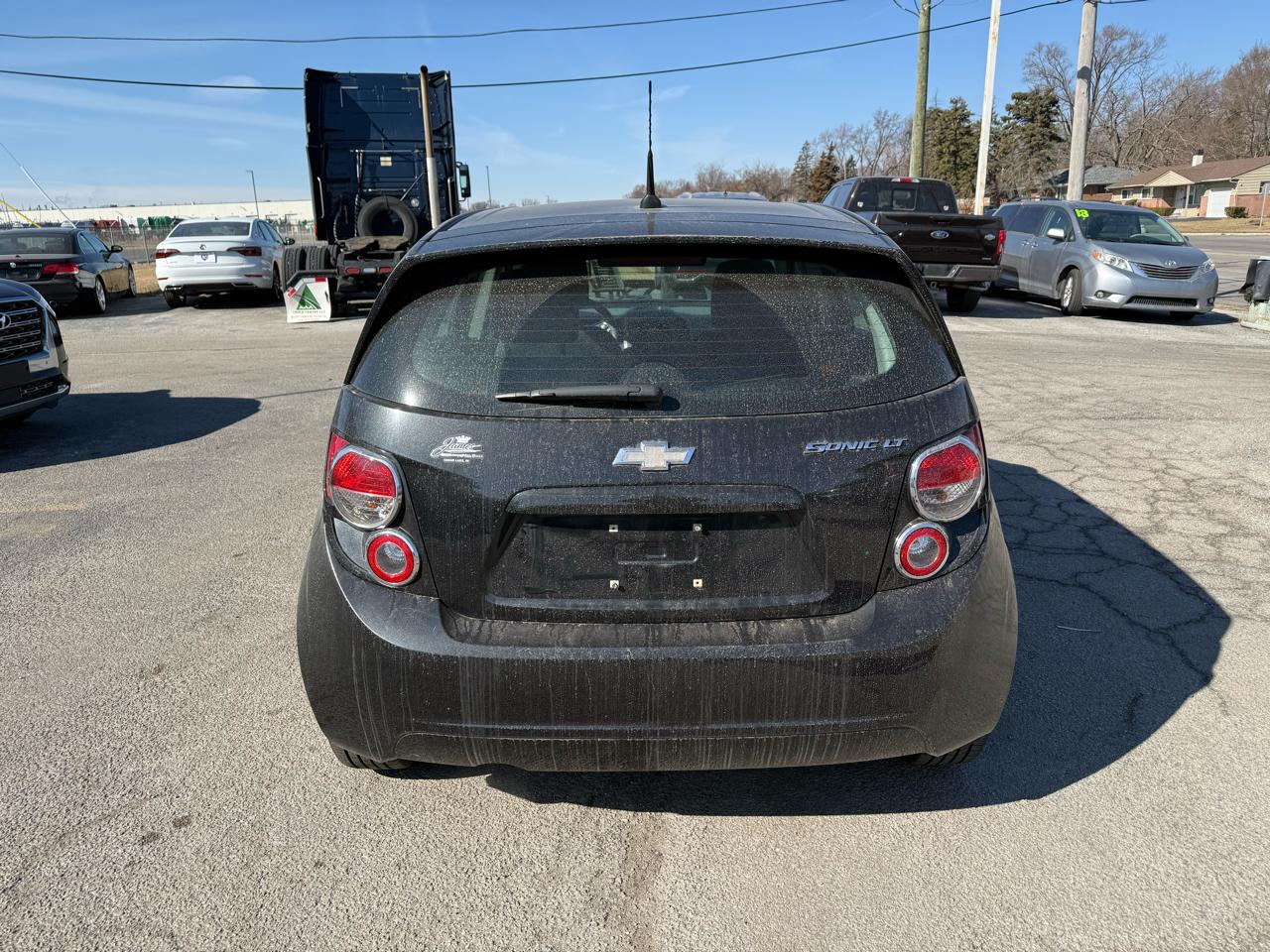 Chevrolet Sonic LT Auto 5-Door 2013