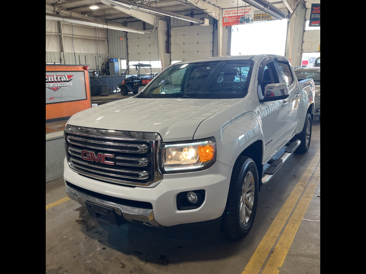 GMC Canyon SLT Crew Cab 4WD Short Box 2018