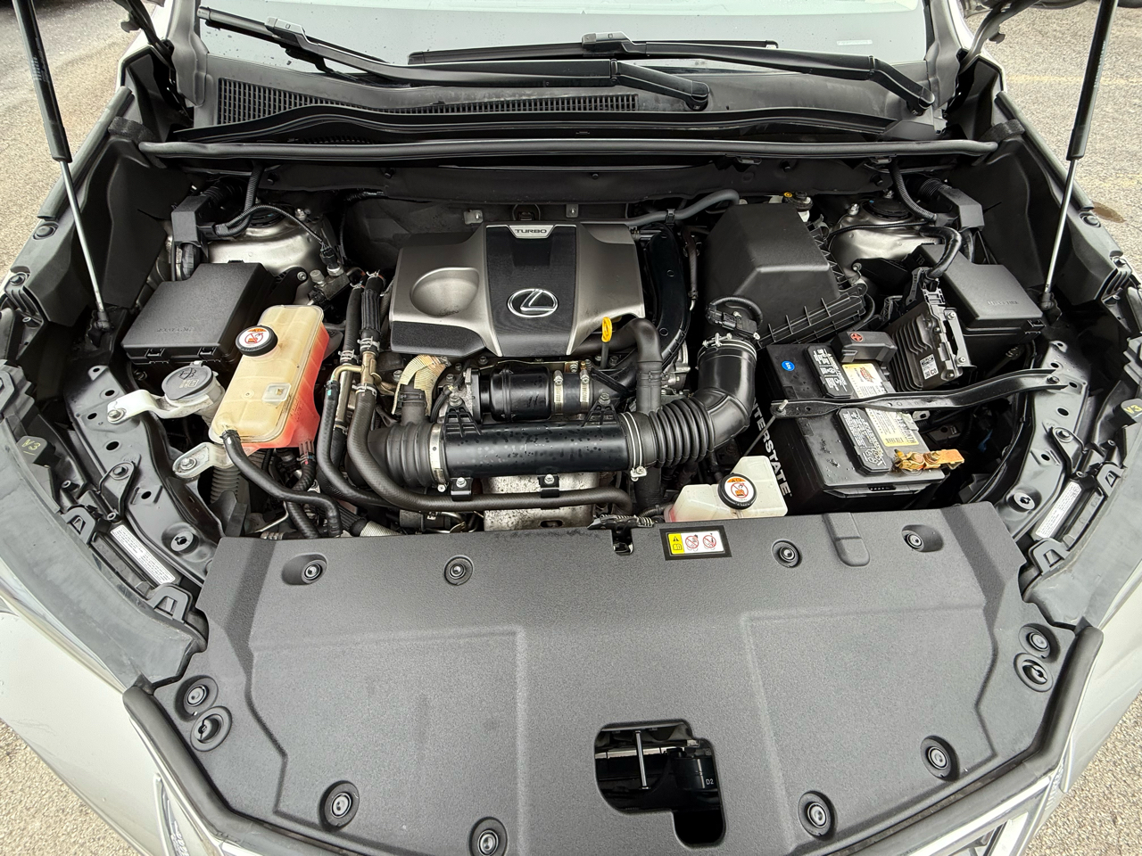 Lexus NX 300 Base AWD 2020