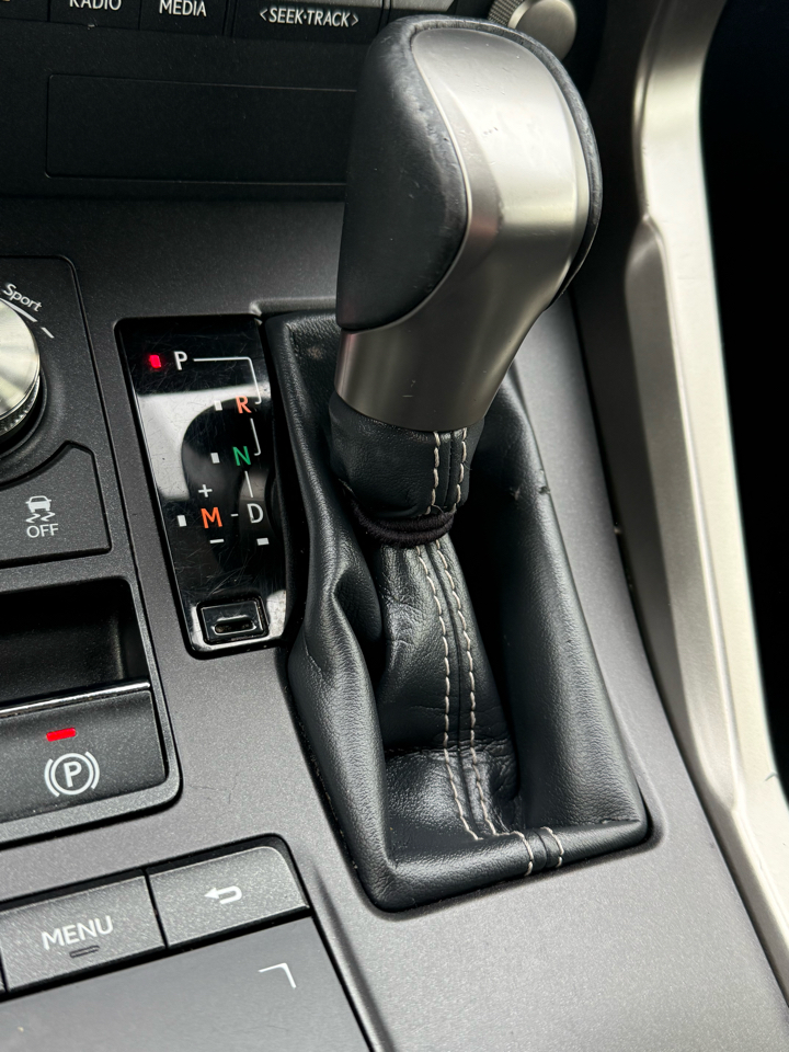 Lexus NX 300 Base AWD 2020