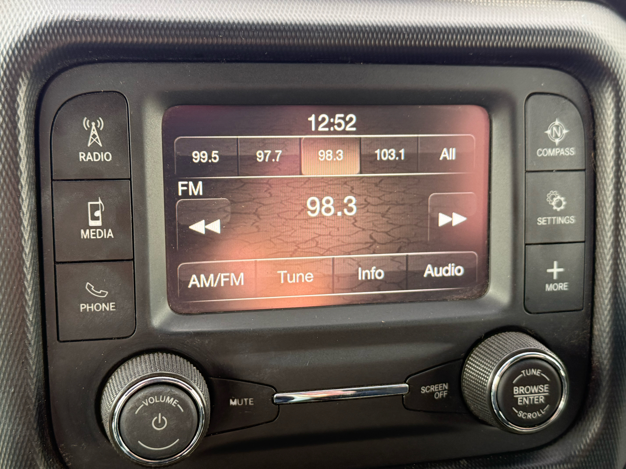 Jeep Wrangler Sport 2021