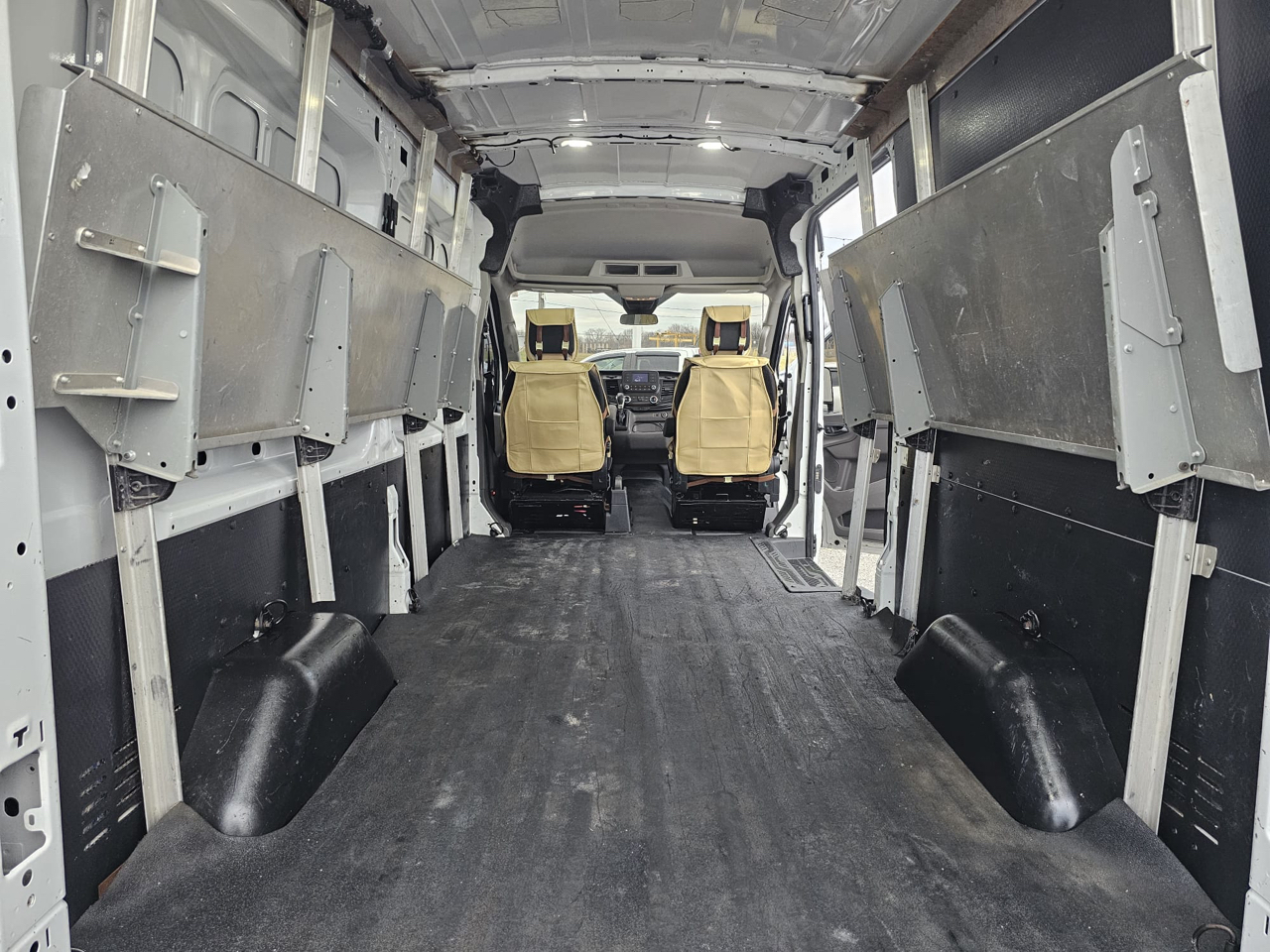 Ford Transit 250 Van Med. Roof w/Sliding Pass. 148-in. WB 2020