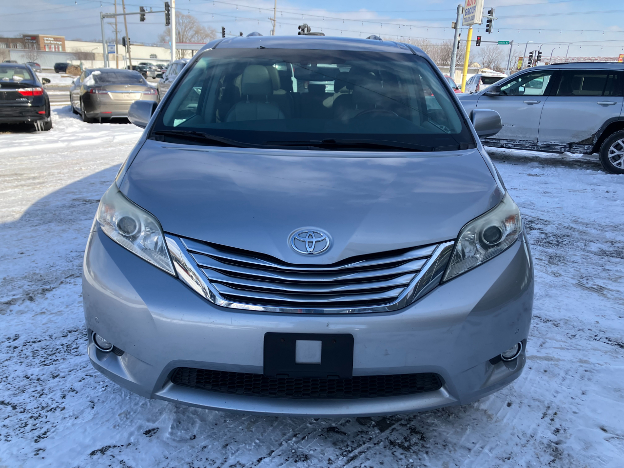 Toyota Sienna Limited AWD 7-Passenger V6 2012