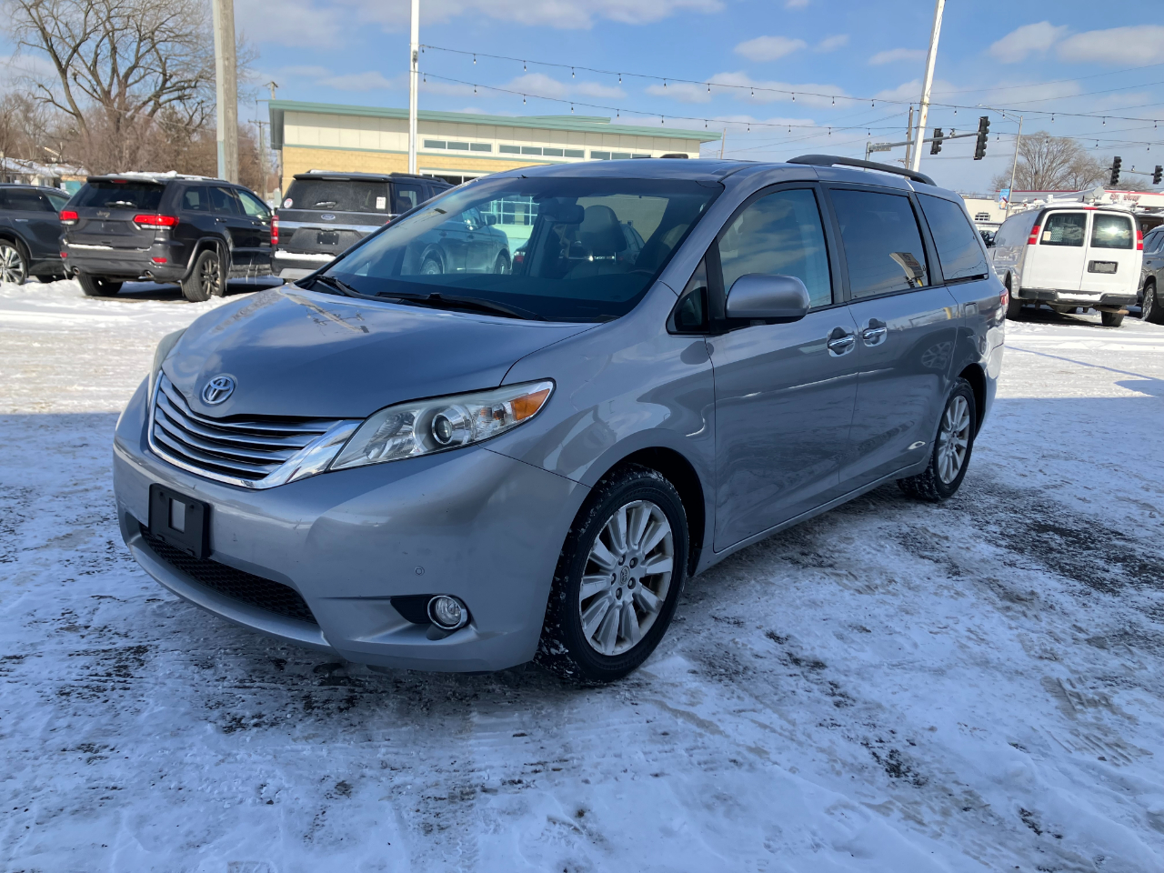 Toyota Sienna Limited AWD 7-Passenger V6 2012
